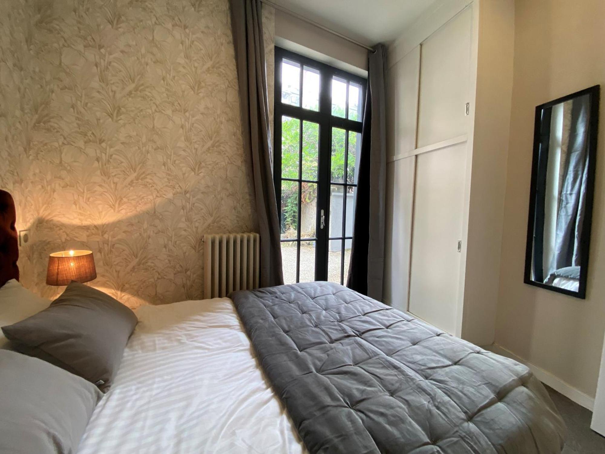 La Villa Beaupeyrat - Apparthotels De Charme Dans Batisse De Caractere A 400M Du Coeur De Ville De Лімож Номер фото